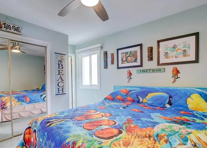 Walk To Beach, Indoor/outdoor Pools, Steps To Grocery *
