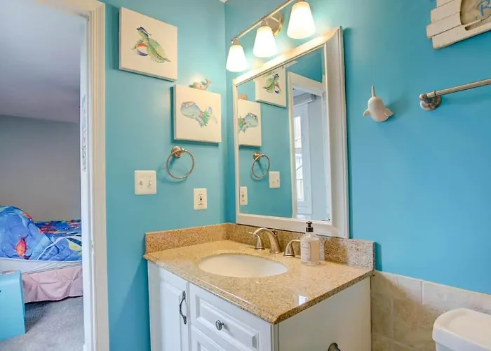Apartment Walk To Beach, Indoor/outdoor Pools, Steps To Grocery Ocean City
