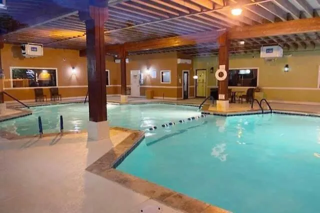 Walk To Beach, Indoor/outdoor Pools, Steps To Grocery Apartment Ocean City