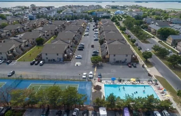 Walk To Beach, Indoor/outdoor Pools, Steps To Grocery Apartment Ocean City